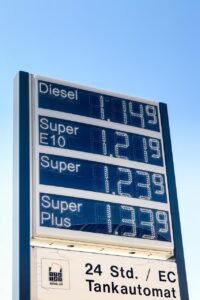 レーシックの価格はどれくらいかかるの？