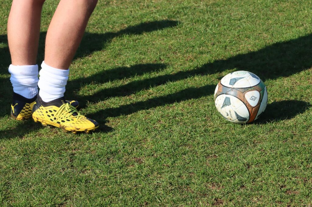 サッカーでACL断裂を予防するための練習量の増やし方は？