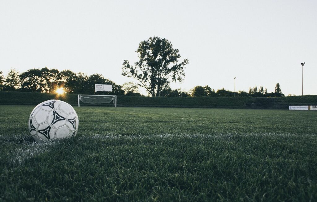 サッカーのACL断裂を予防する試合当日のルーティンとは？