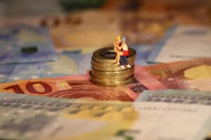 がん保険の診断一時金は生活費にどう使うべきか？